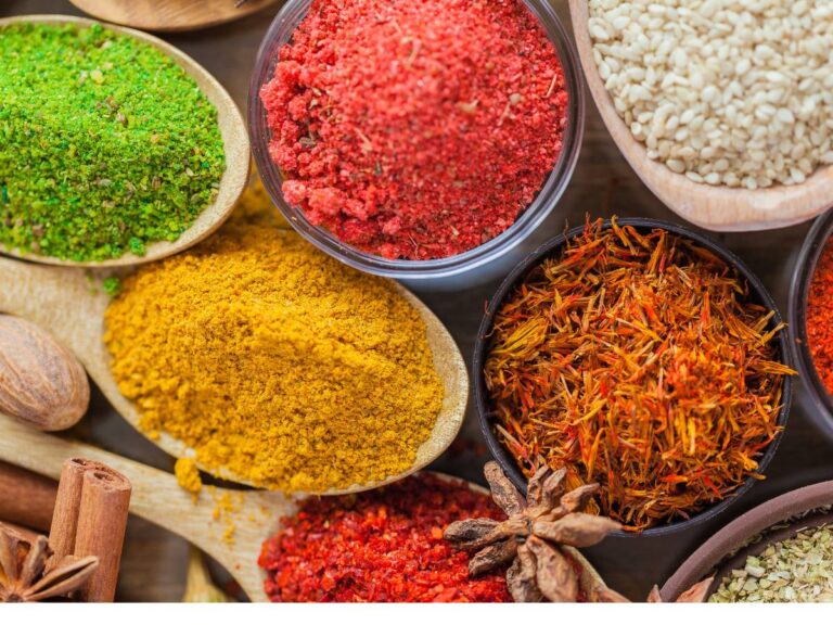 Dodatki do kawy, które wzmacniają jej właściwościej właściwości