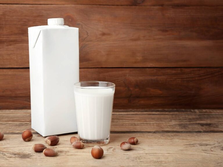 zamienniki mleka do kawy dla osób z nietolerancją laktozy